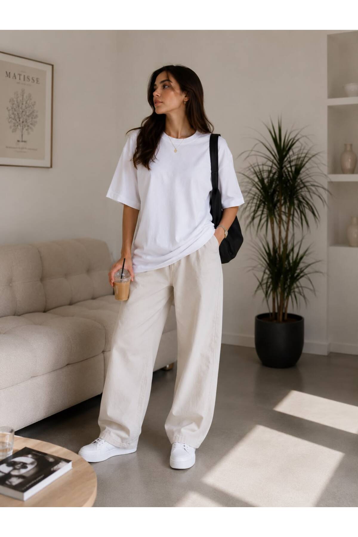 Beyaz Oversize Basic Tişört Bisiklet Yaka