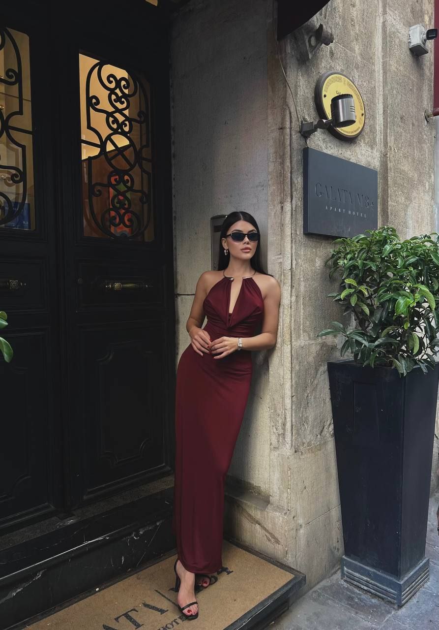 Keyhole Halter Maxi Elbise