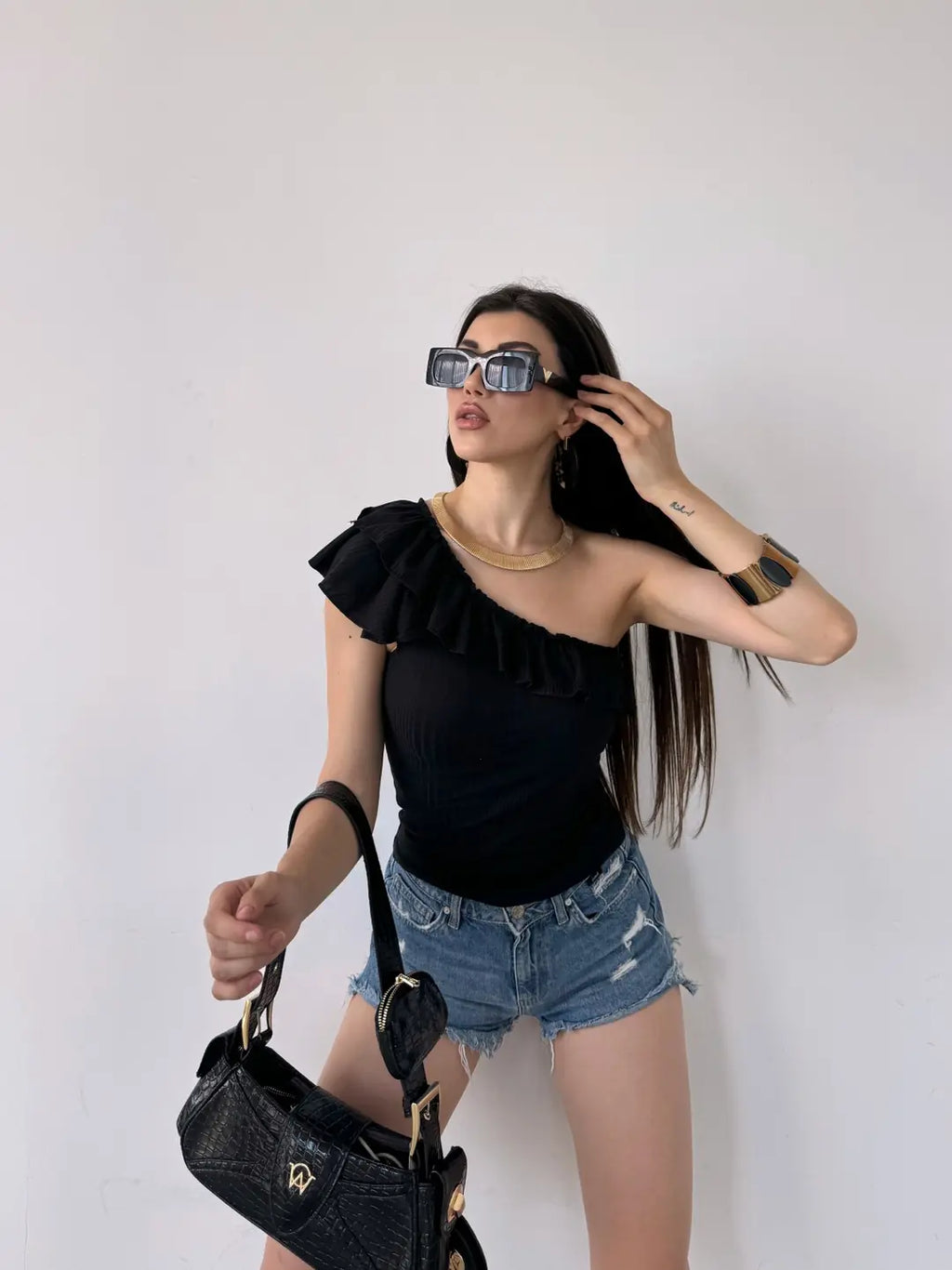 Tek Omuz Fırıfır Detaylı Bluz - WEST CLUB
