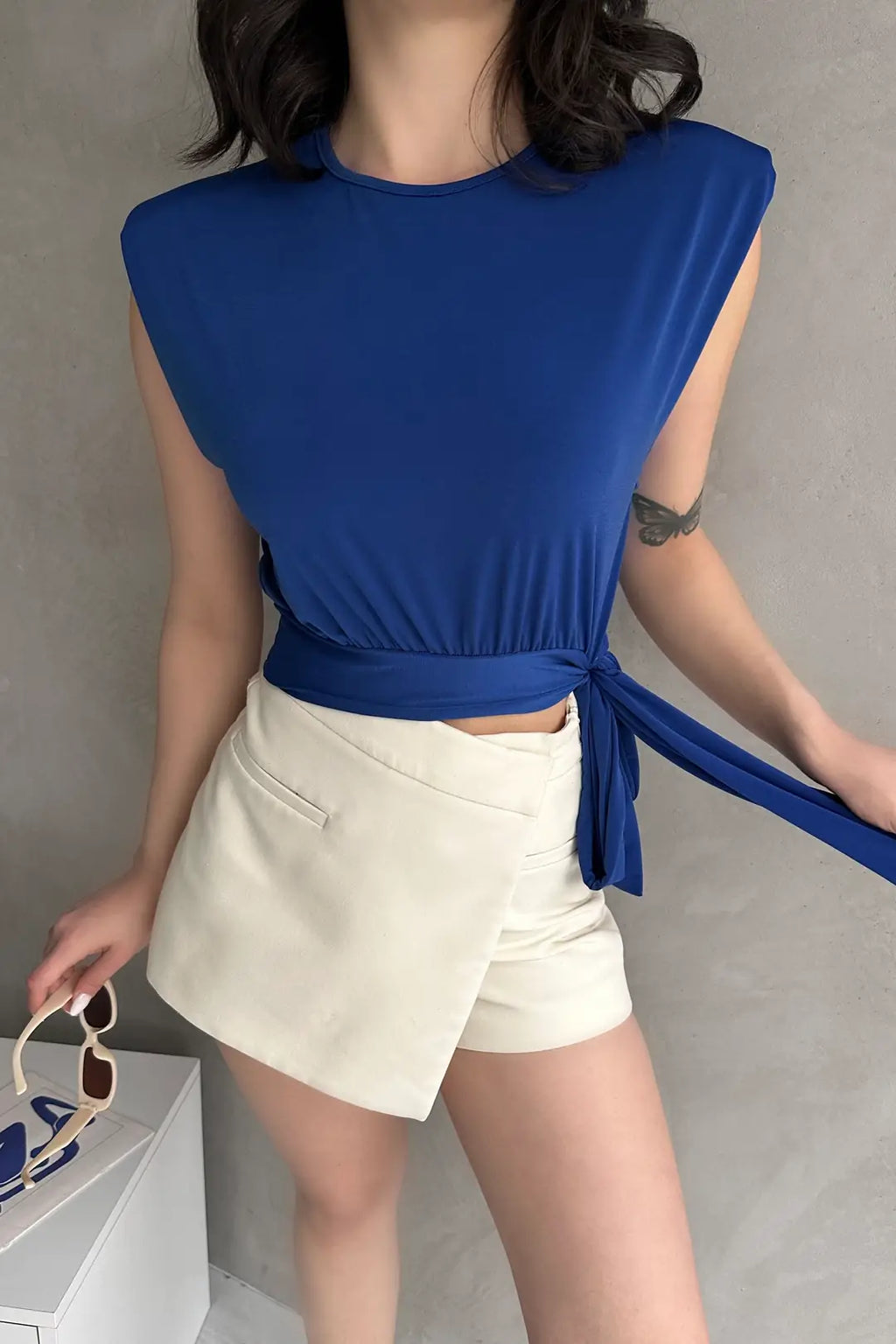 Omuzu Vatkalı Beli Kuşaklı Bluz - WEST CLUB