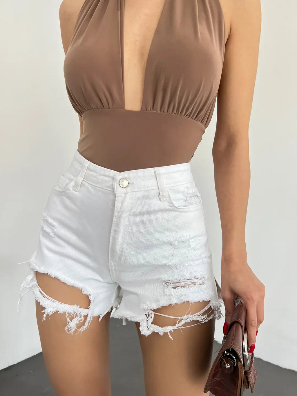 Yıkamalı Lazer Yırtıklı Mini Denim Şort - WEST CLUB