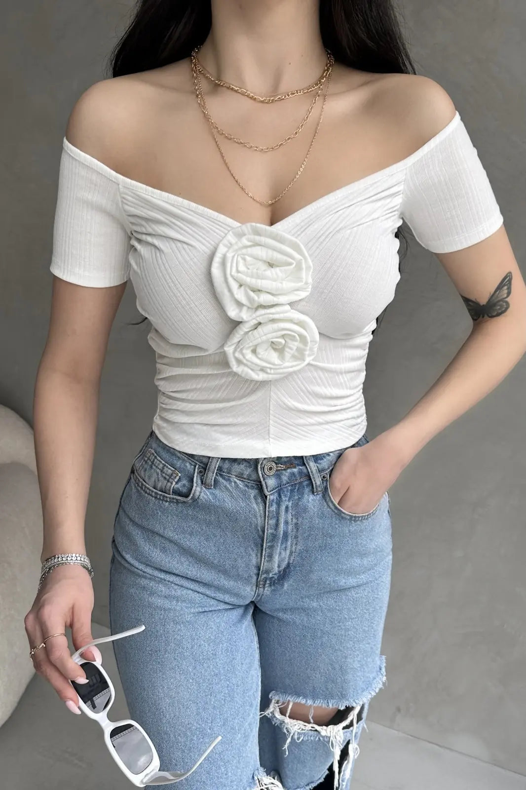 Kayık Yaka Gül Detaylı Crop Bluz - WEST CLUB