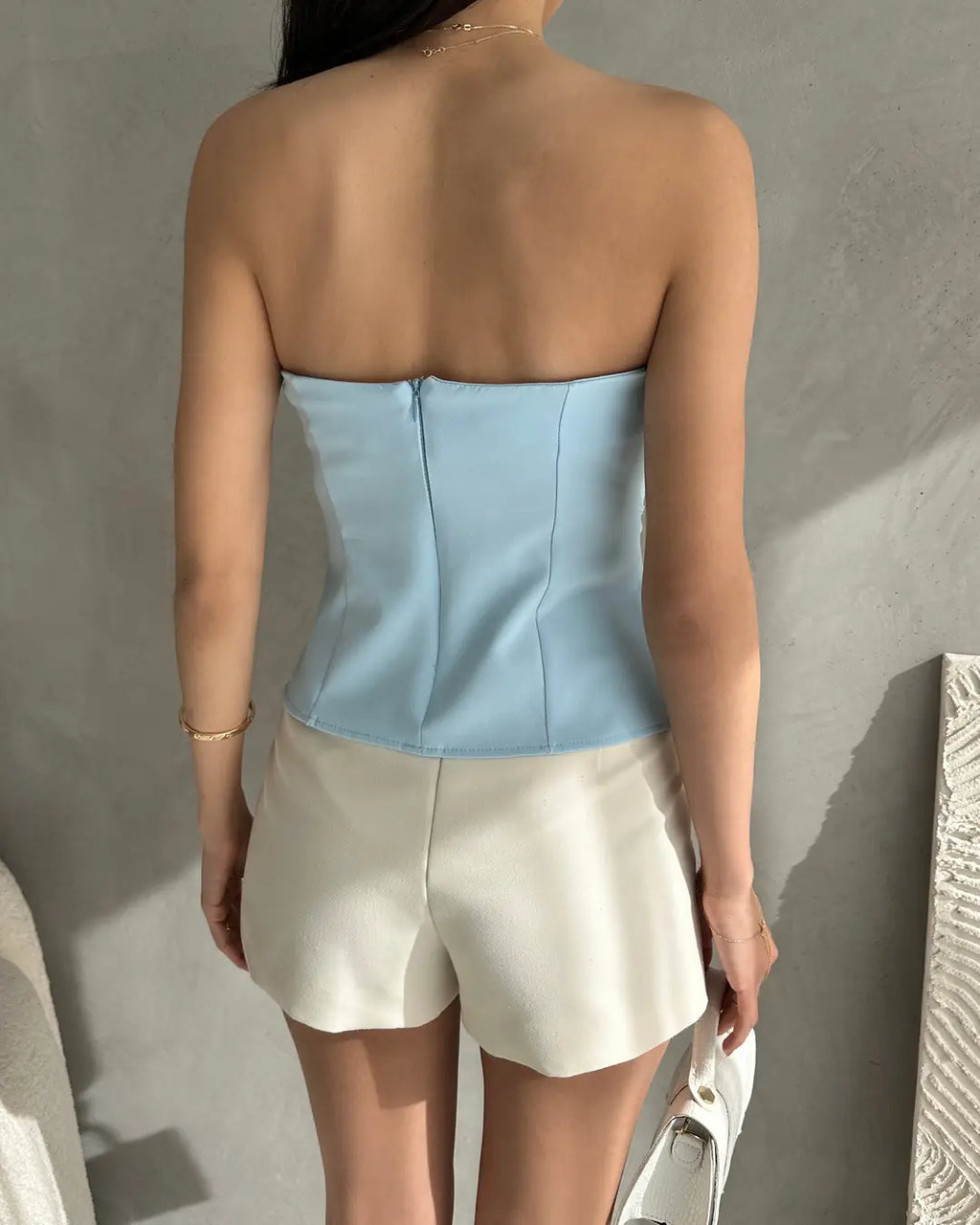 Straplez Beli Toka Detaylı Crep Bluz - WEST CLUB