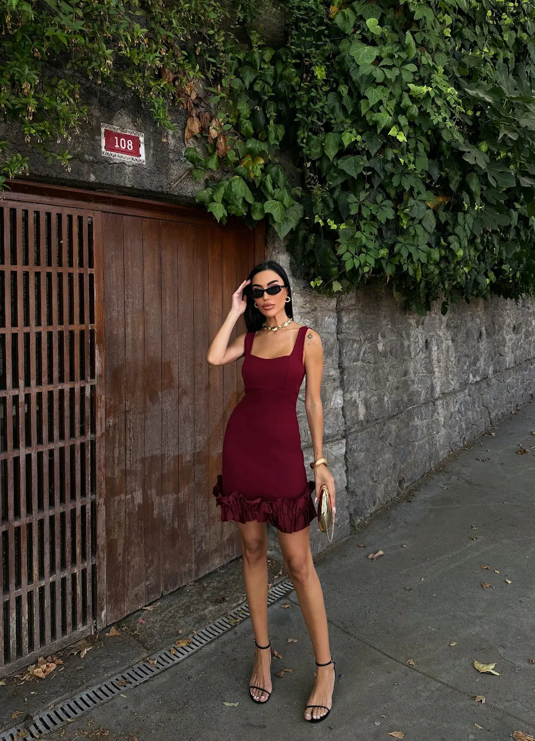Kare Yaka Etek Ucu Detaylı Crep Elbise - WEST CLUB