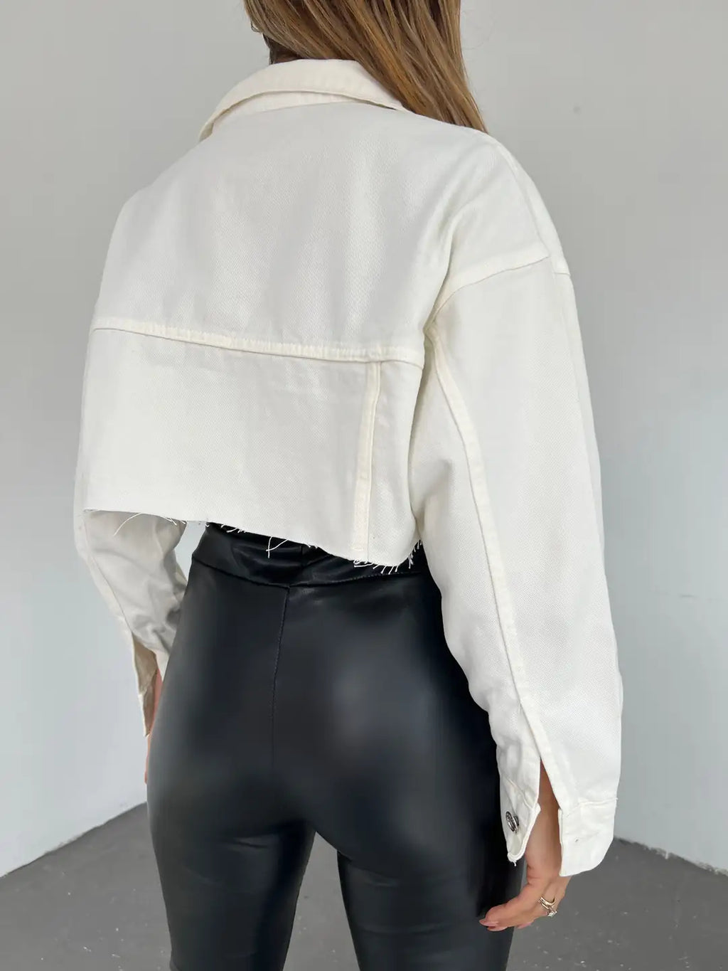 Çift Cepli Yıkamalı Crop Denim Ceket - WEST CLUB