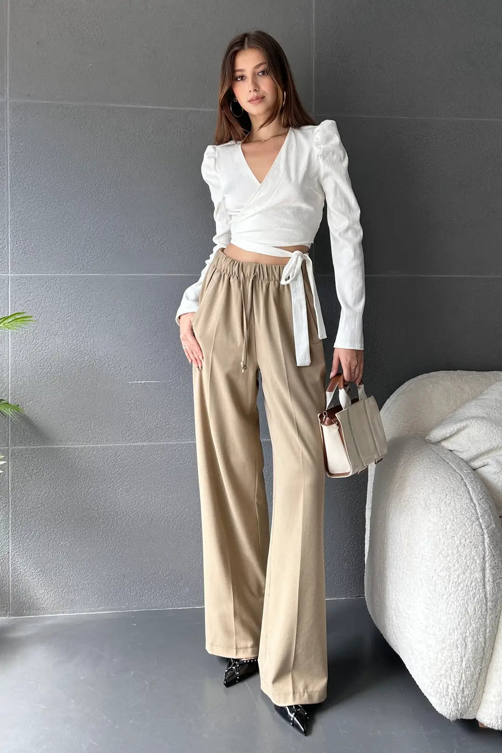 Kruvaze Yaka Beli Kuşaklı Crop Bluz - WEST CLUB