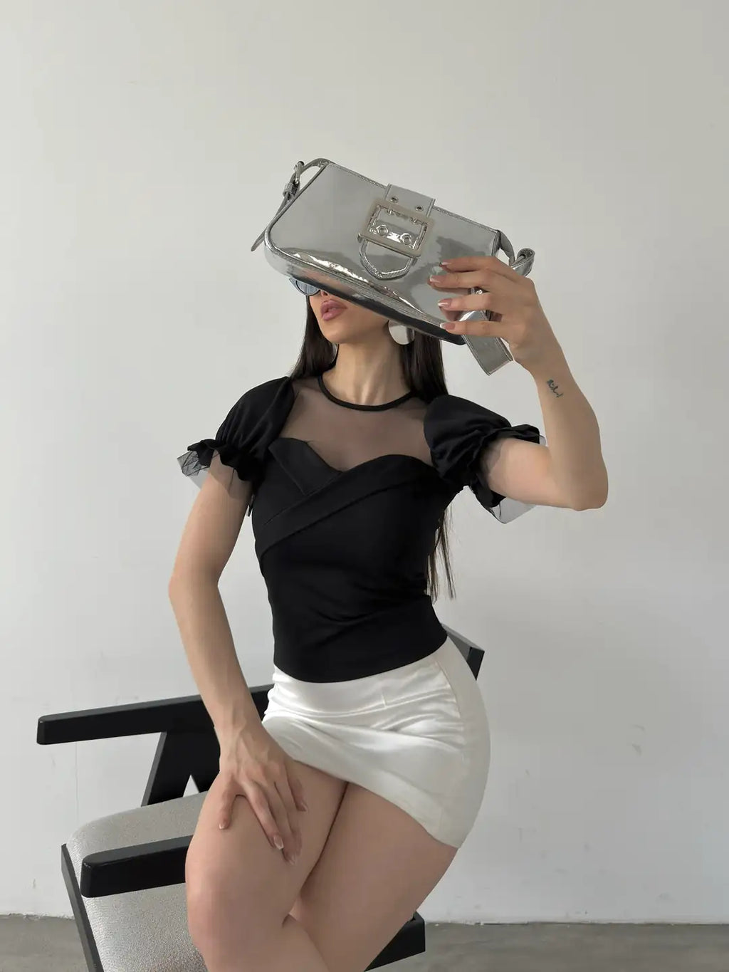 Bisiklet Yaka Tül Detaylı Kolları Fırfırlı Bluz - WEST CLUB
