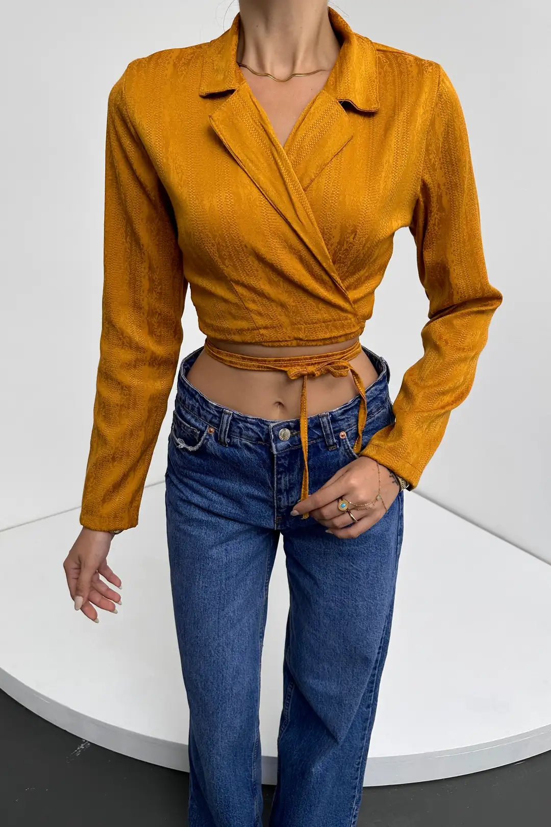 Gömlek Yaka Beli Bağlamalı Crop Bluz - WEST CLUB