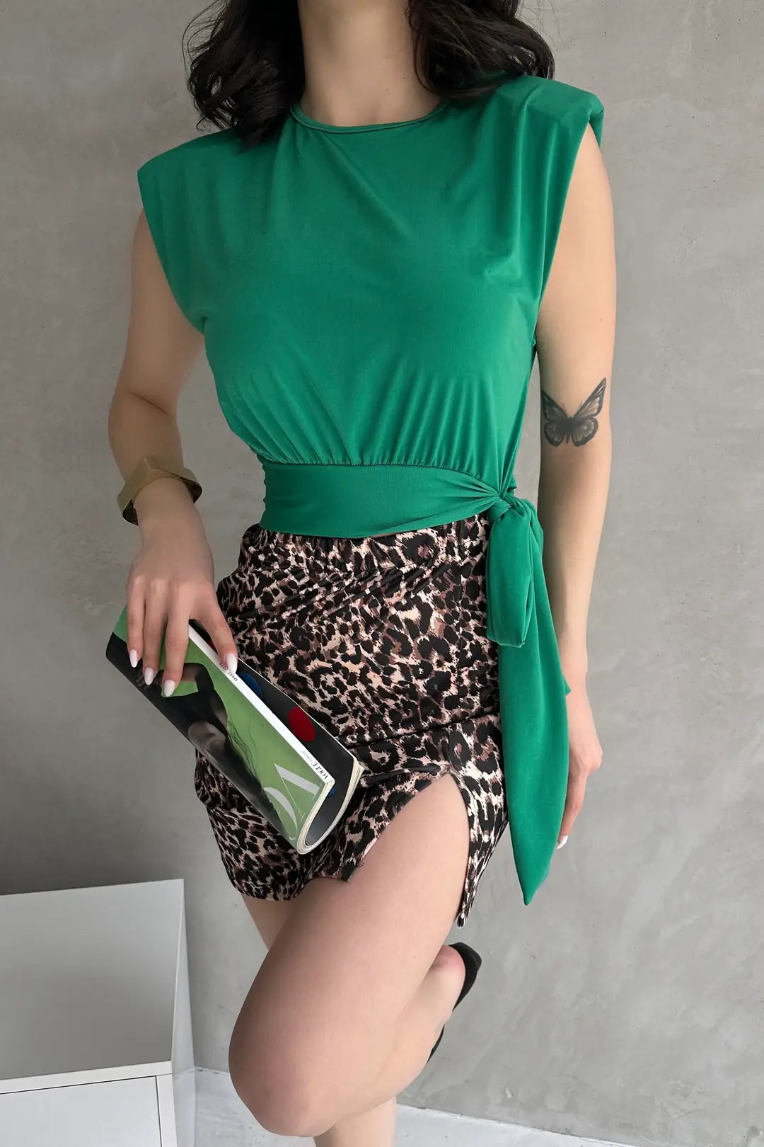 Omuzu Vatkalı Beli Kuşaklı Bluz - WEST CLUB