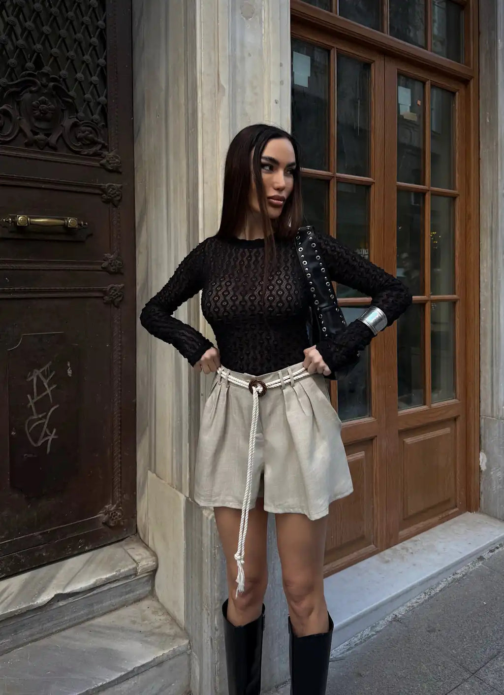 Örgü Kemerli Pileli Mini Şort - WEST CLUB