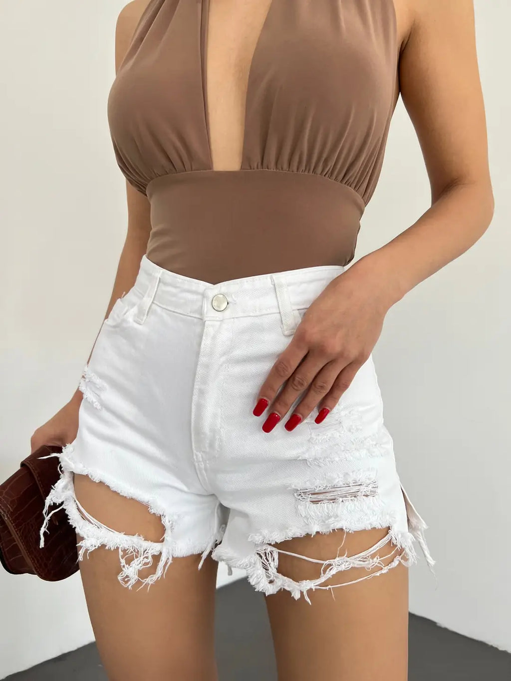 Yıkamalı Lazer Yırtıklı Mini Denim Şort - WEST CLUB