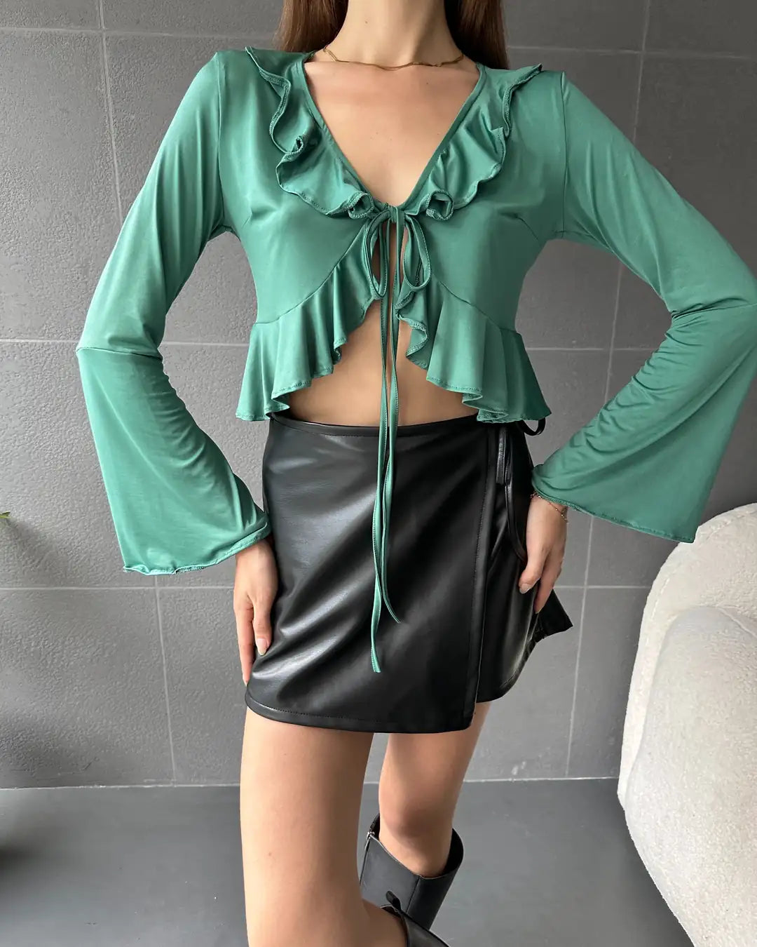 Fırfır Detaylı Önü Bağlamalı Crop Bluz - WEST CLUB