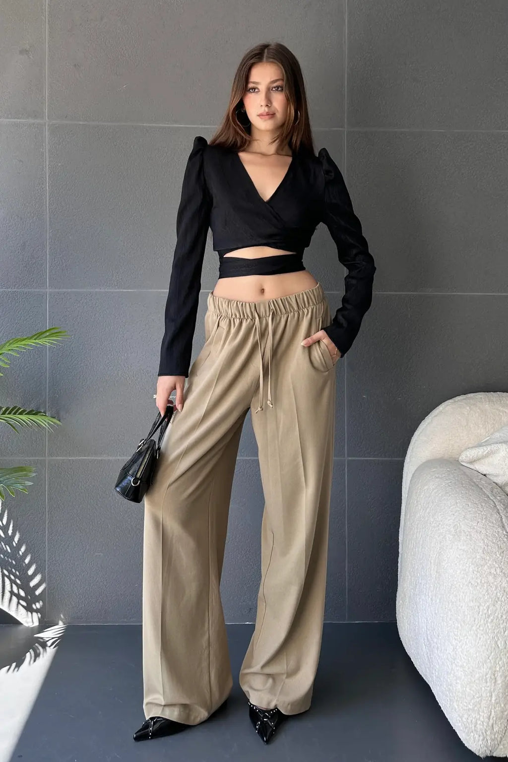 Kruvaze Yaka Beli Kuşaklı Crop Bluz - WEST CLUB