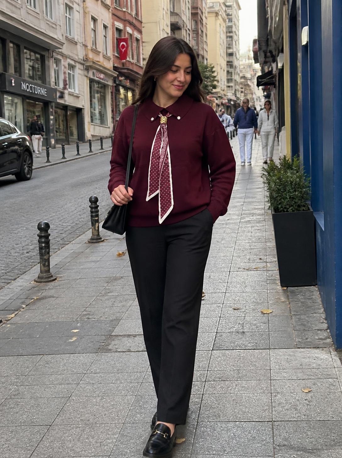 Bordo Gömlek Yaka Fularlı Triko Kazak